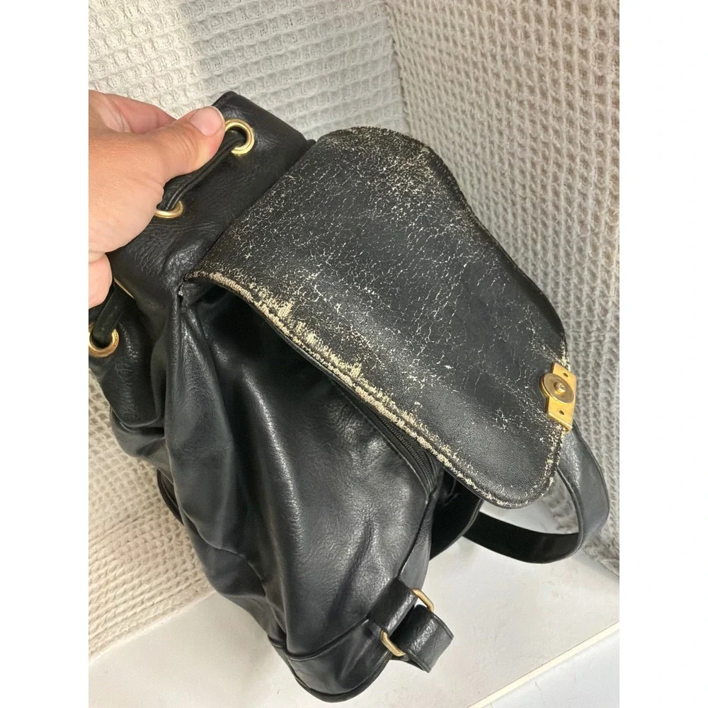 Vintage 90s Women Unbranded Leather Drawstring Backpack Medium Black